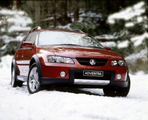 Holden Adventra 2003 года